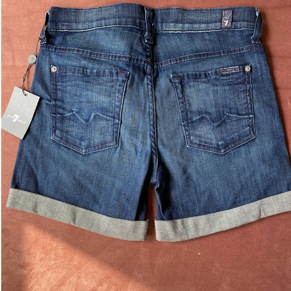 7 For All Mankind low rise roll shorts, size 24--NWT - Picture 10 of 10